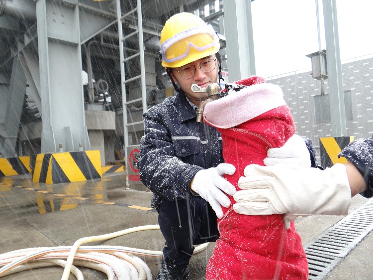 水务集团积极应对雨雪气象，确保出产安全不变运行